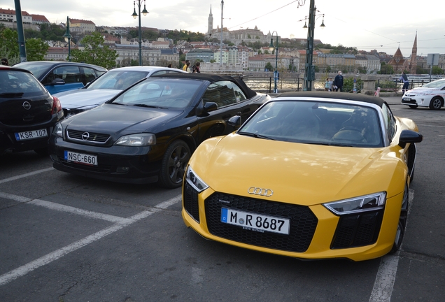 Audi R8 V10 Spyder 2016