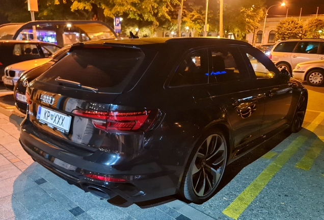 Audi RS4 Avant B9