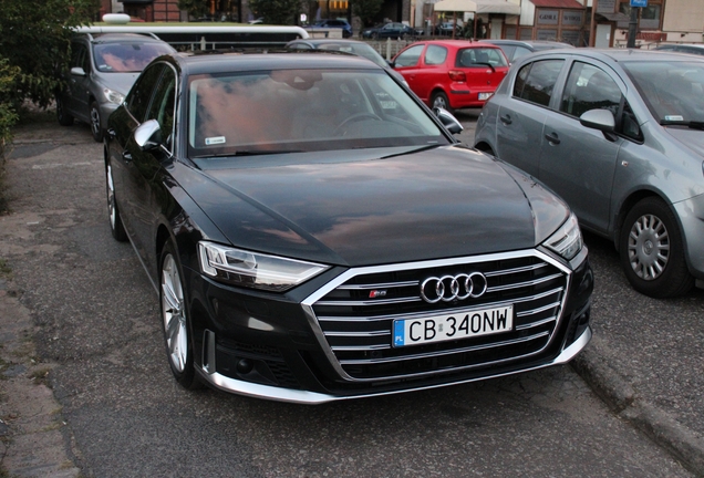 Audi S8 D5