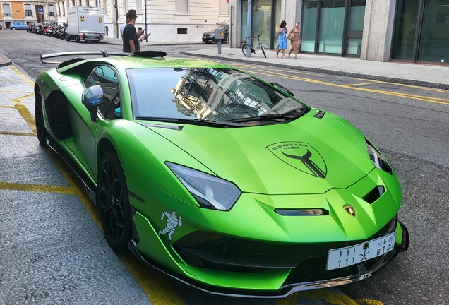 Lamborghini Aventador LP770-4 SVJ