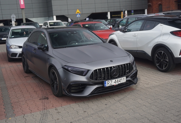 Mercedes-AMG A 45 S W177