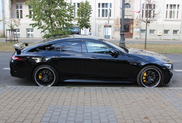 Mercedes-AMG GT 63 S X290