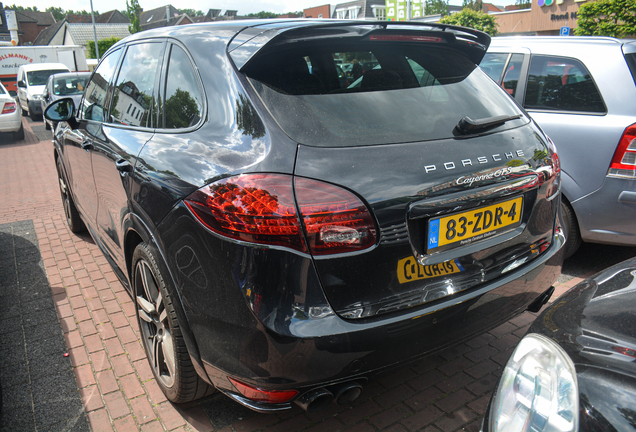 Porsche 958 Cayenne GTS