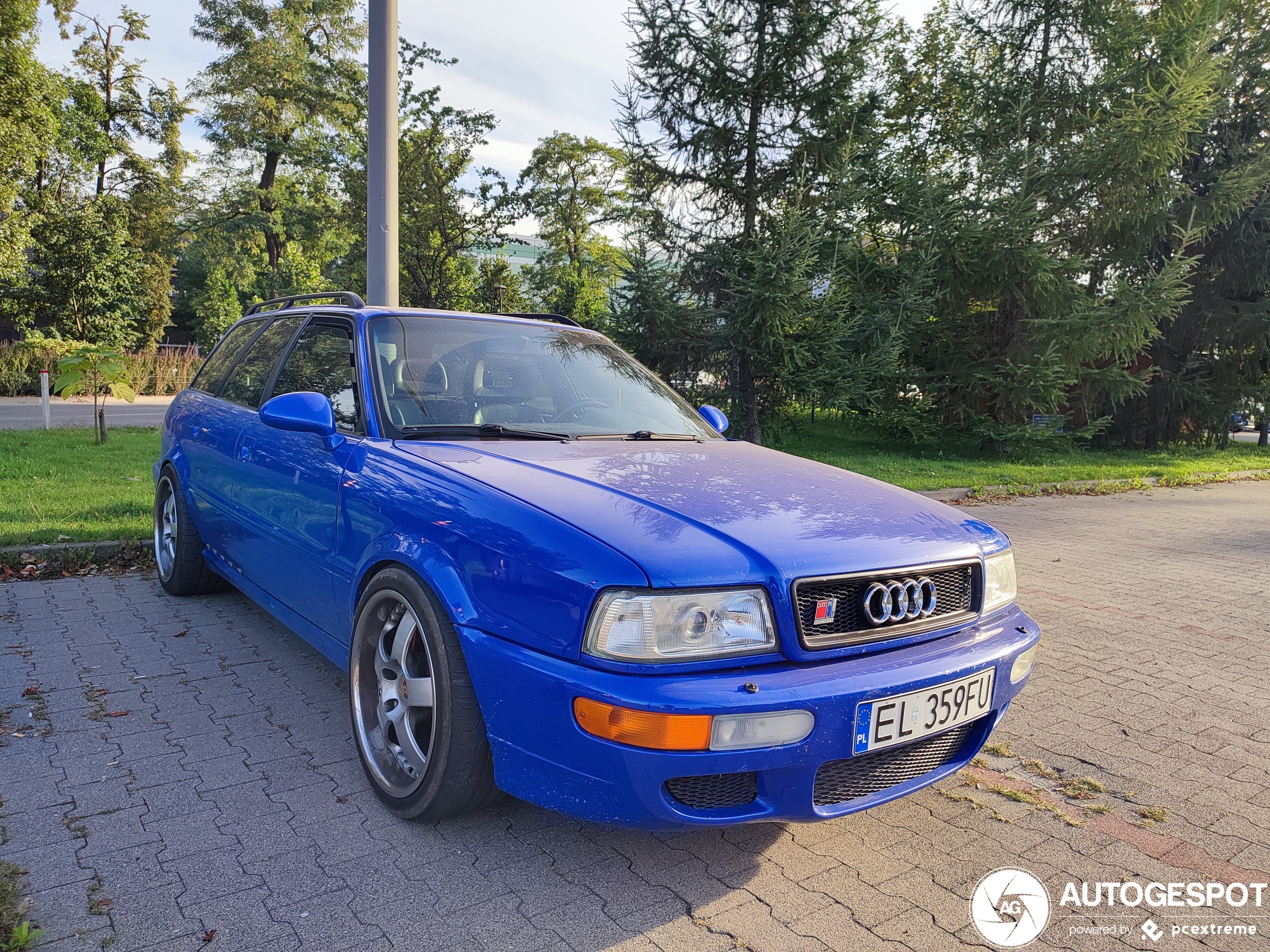 Eentje voor de echte spotters: Audi RS2 Avant