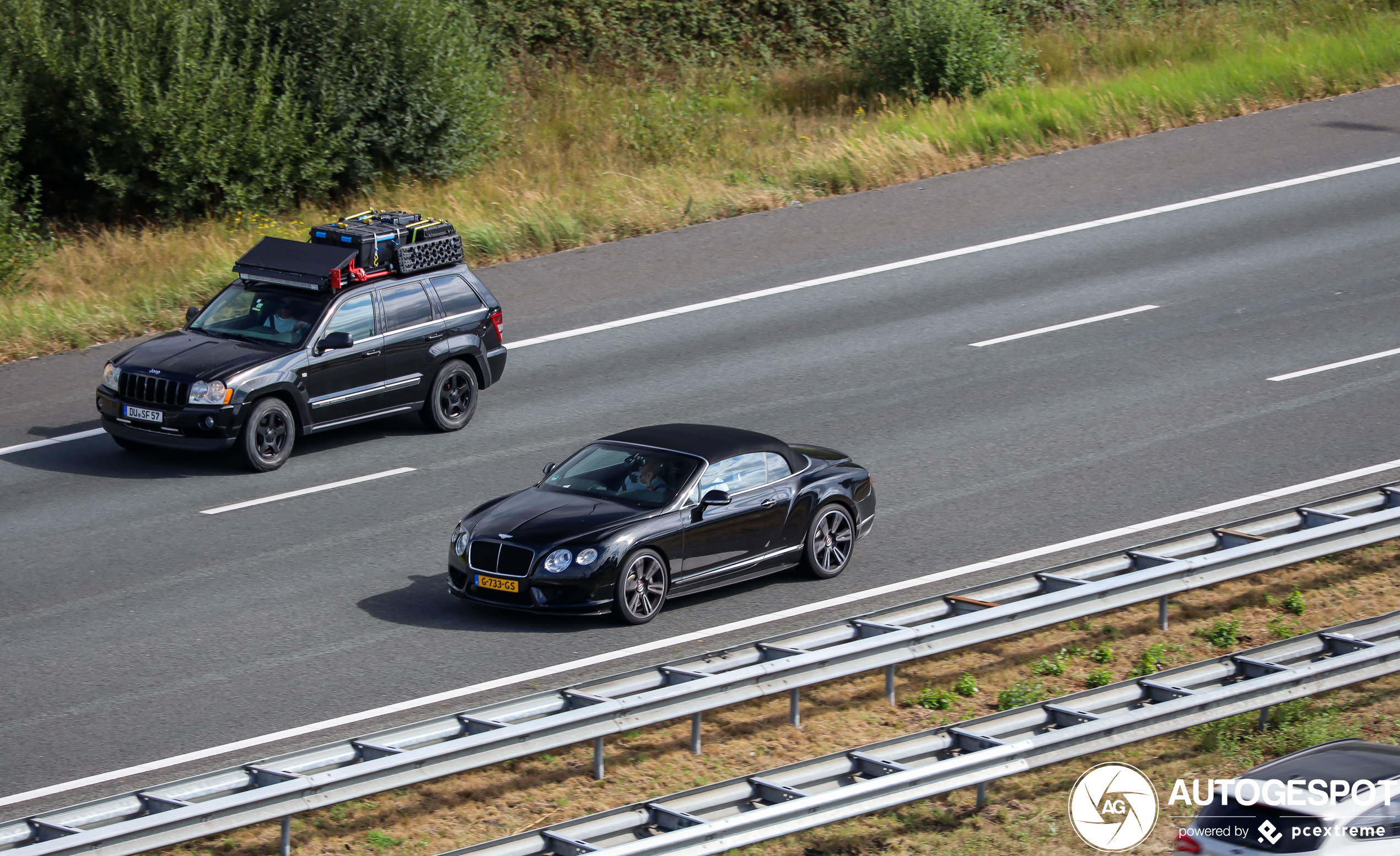 Bentley Continental GTC V8