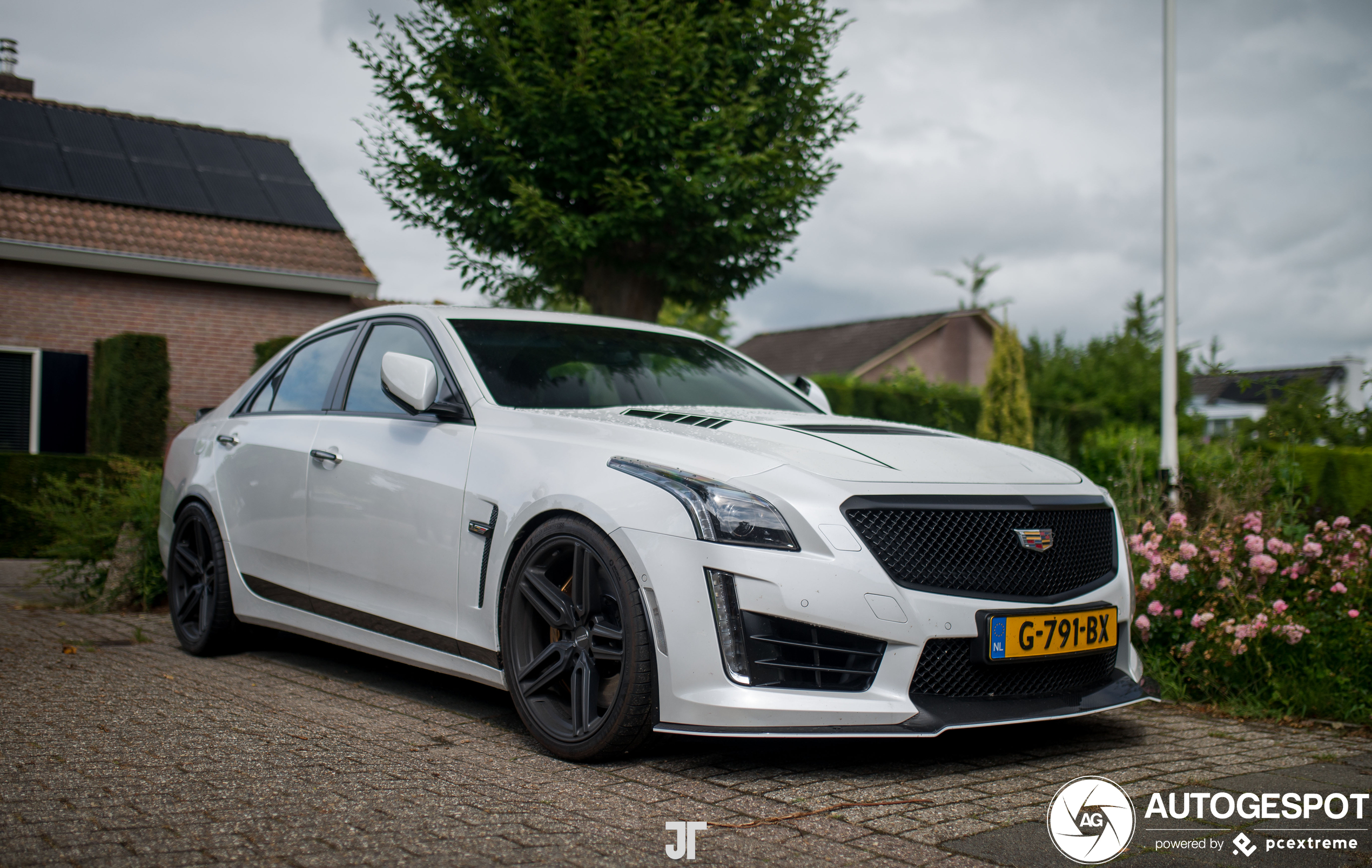 Cadillac CTS-V 2015