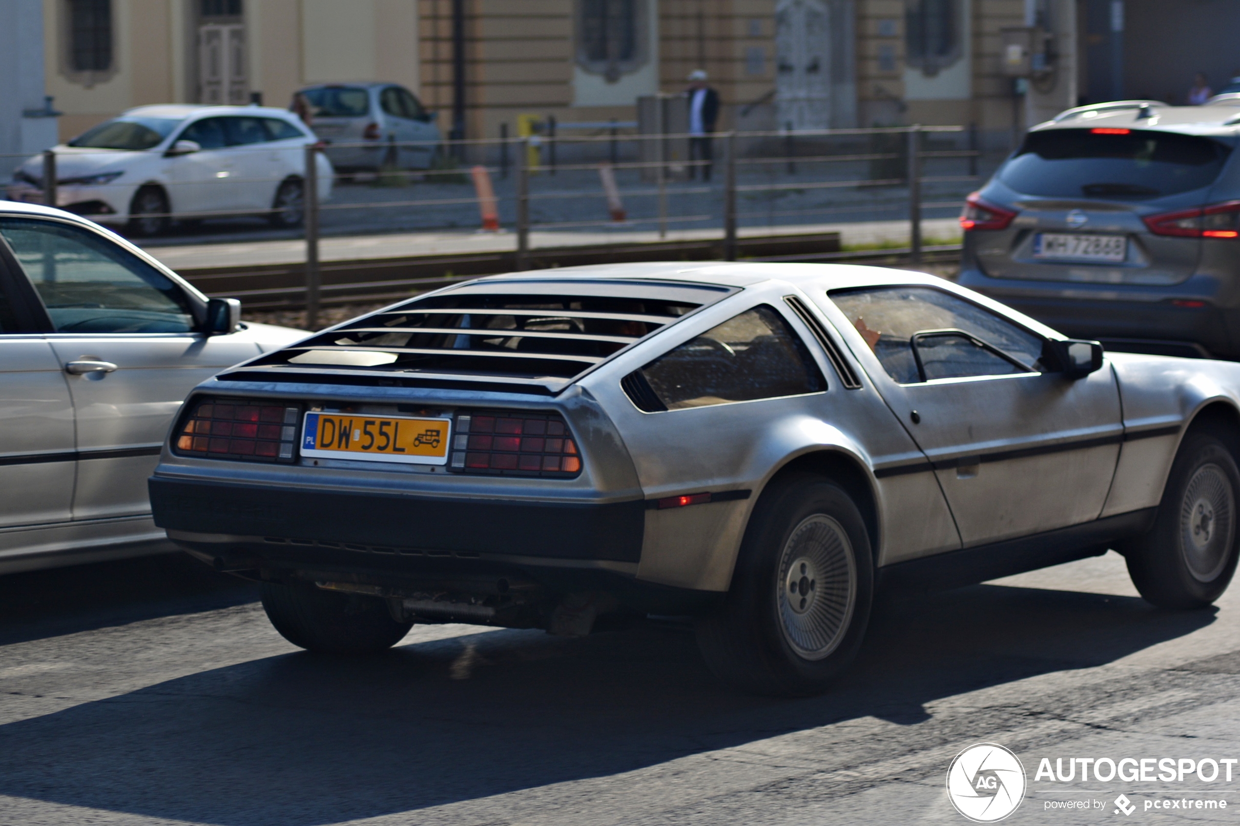 DeLorean DMC-12