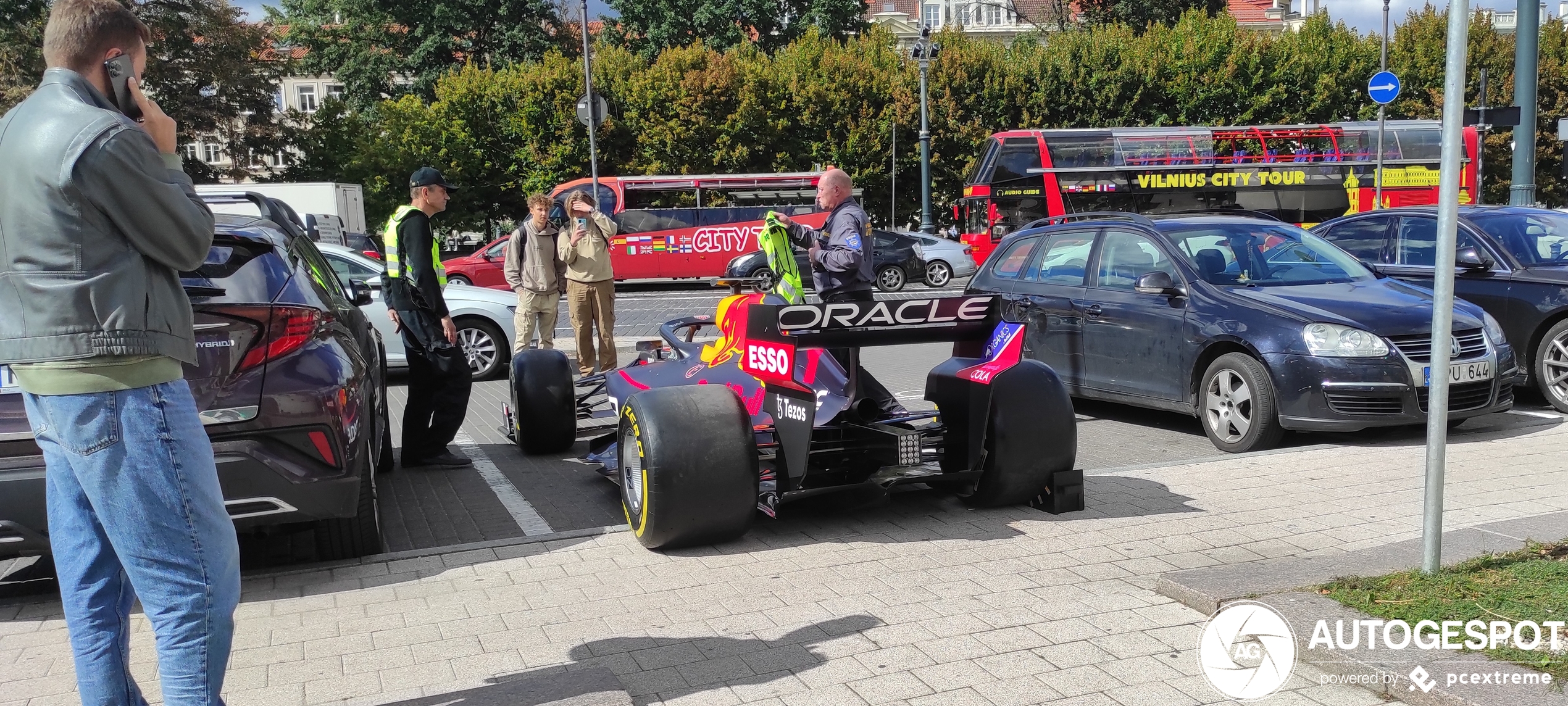 Red Bull Racing RB13