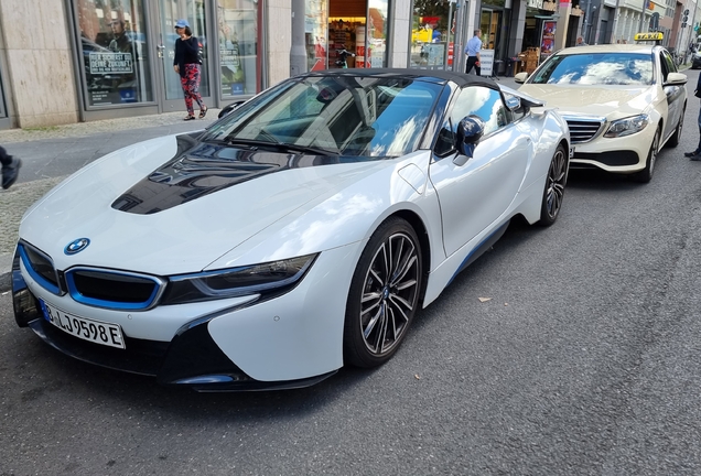 BMW i8 Roadster