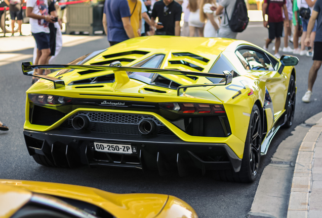 Lamborghini Aventador LP770-4 SVJ