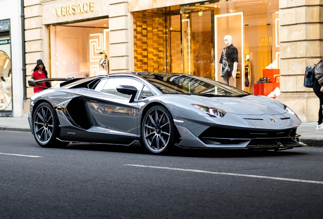 Lamborghini Aventador LP770-4 SVJ Roadster