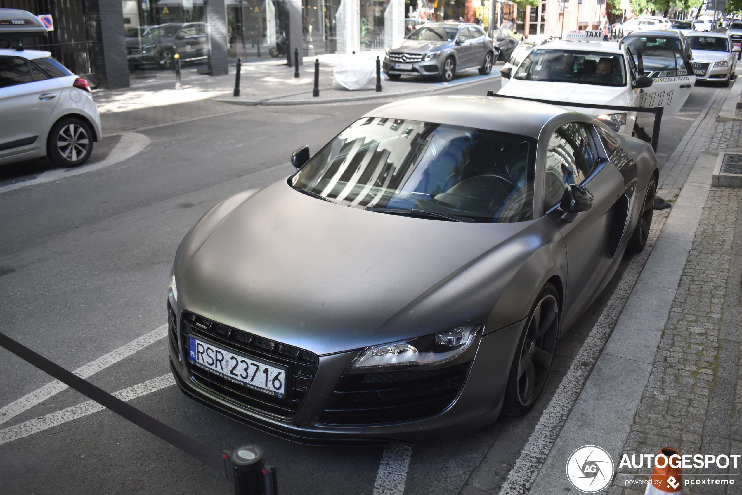 Audi R8 V10