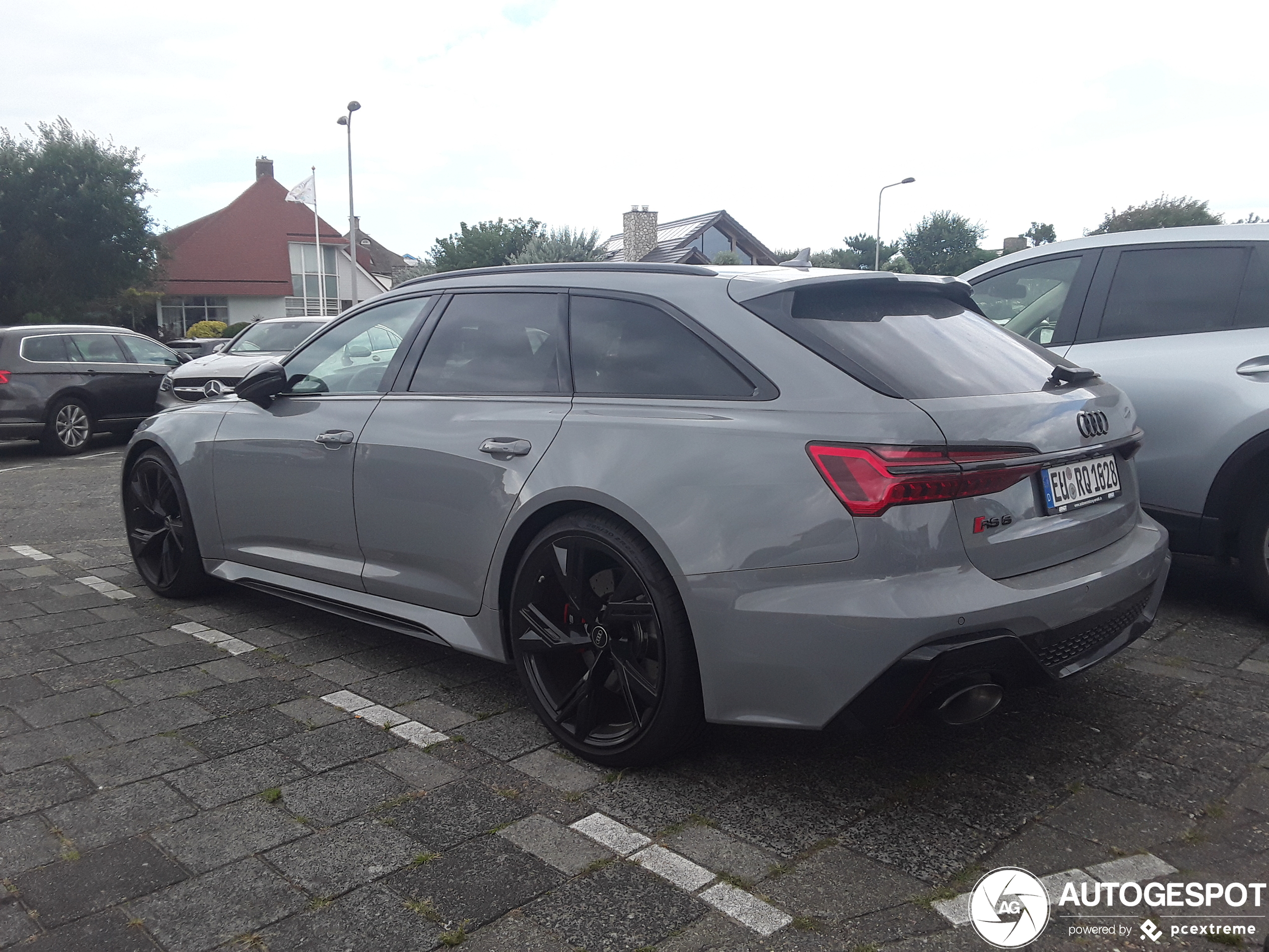 Audi RS6 Avant C8