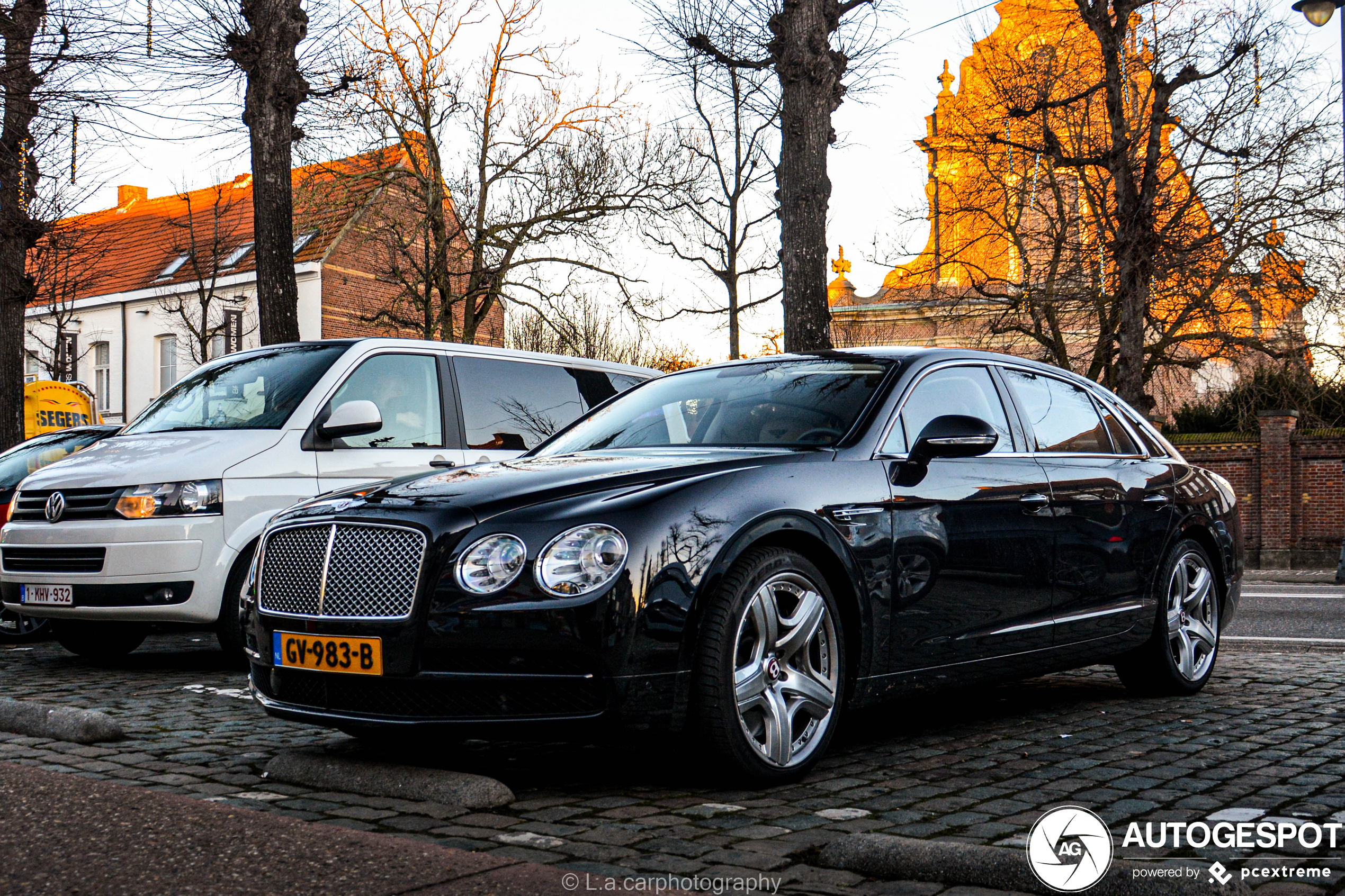 Bentley Flying Spur V8