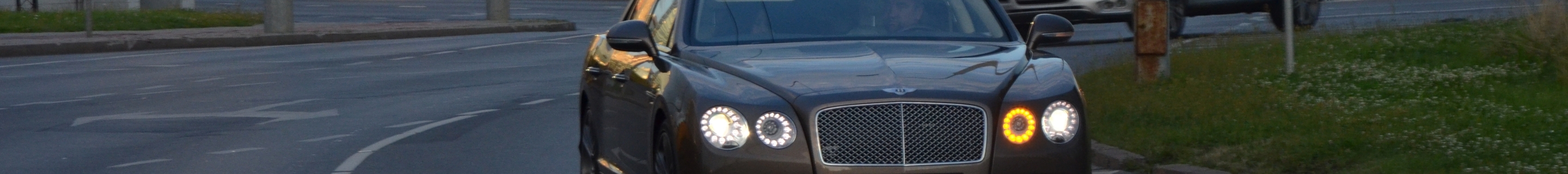 Bentley Flying Spur W12