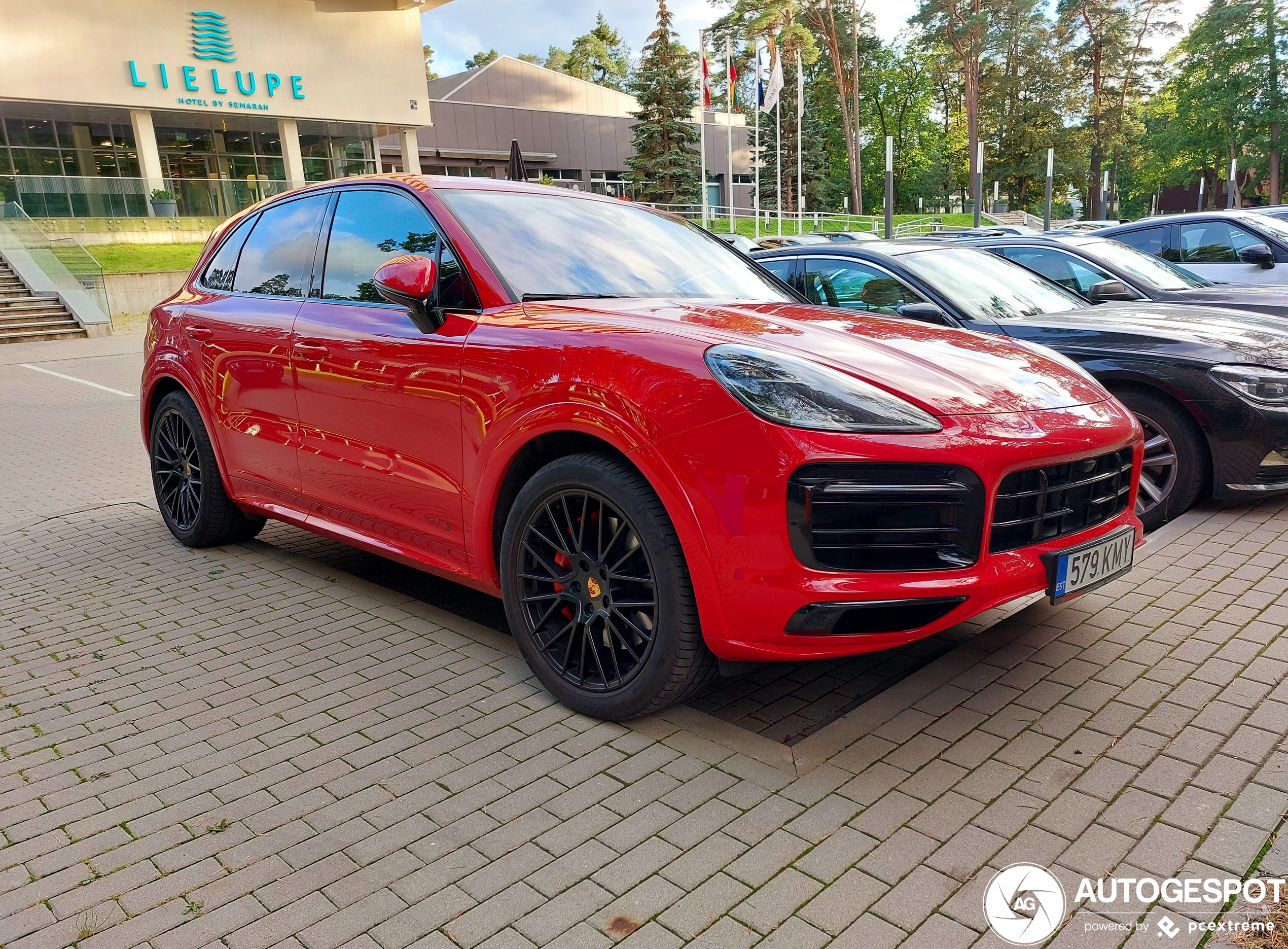 Porsche 9YA Cayenne GTS