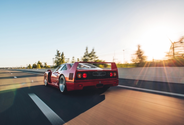 Ferrari F40