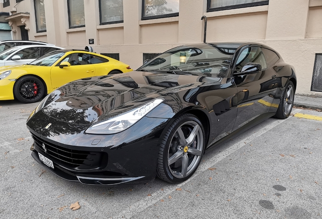 Ferrari GTC4Lusso