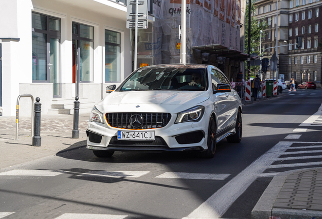 Mercedes-AMG CLA 45 Shooting Brake OrangeArt Edition