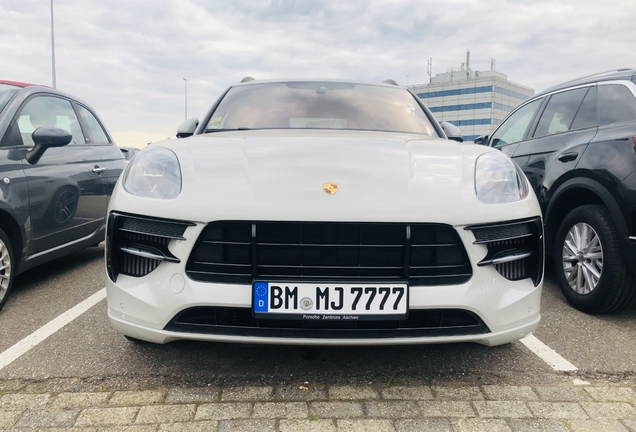 Porsche 95B Macan GTS MkII