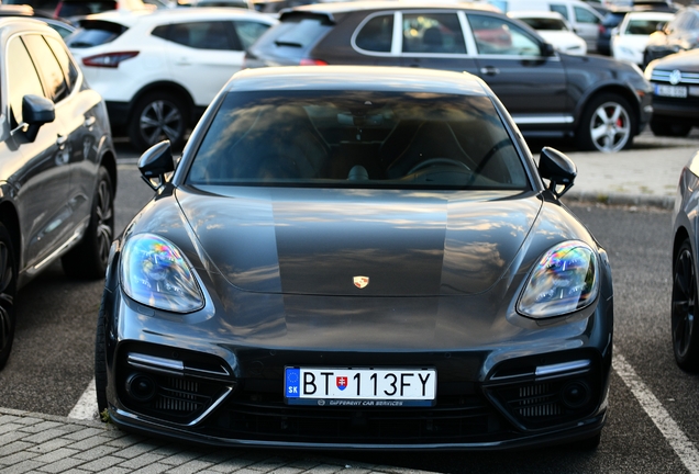 Porsche 971 Panamera Turbo S E-Hybrid