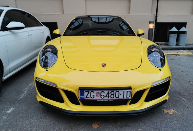 Porsche 991 Carrera 4 GTS Cabriolet MkII