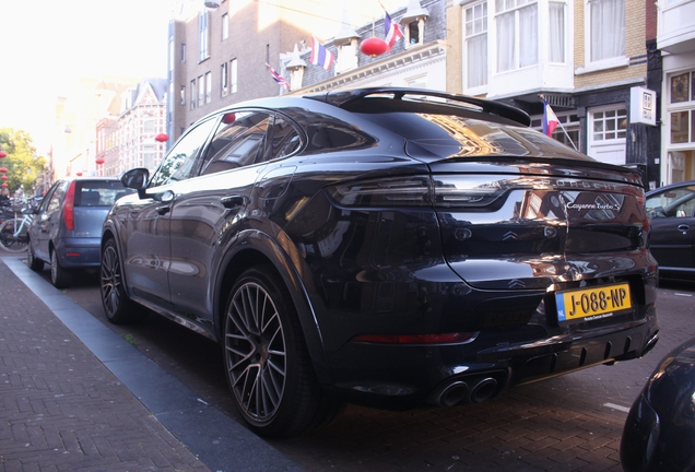 Porsche Cayenne Coupé Turbo S E-Hybrid