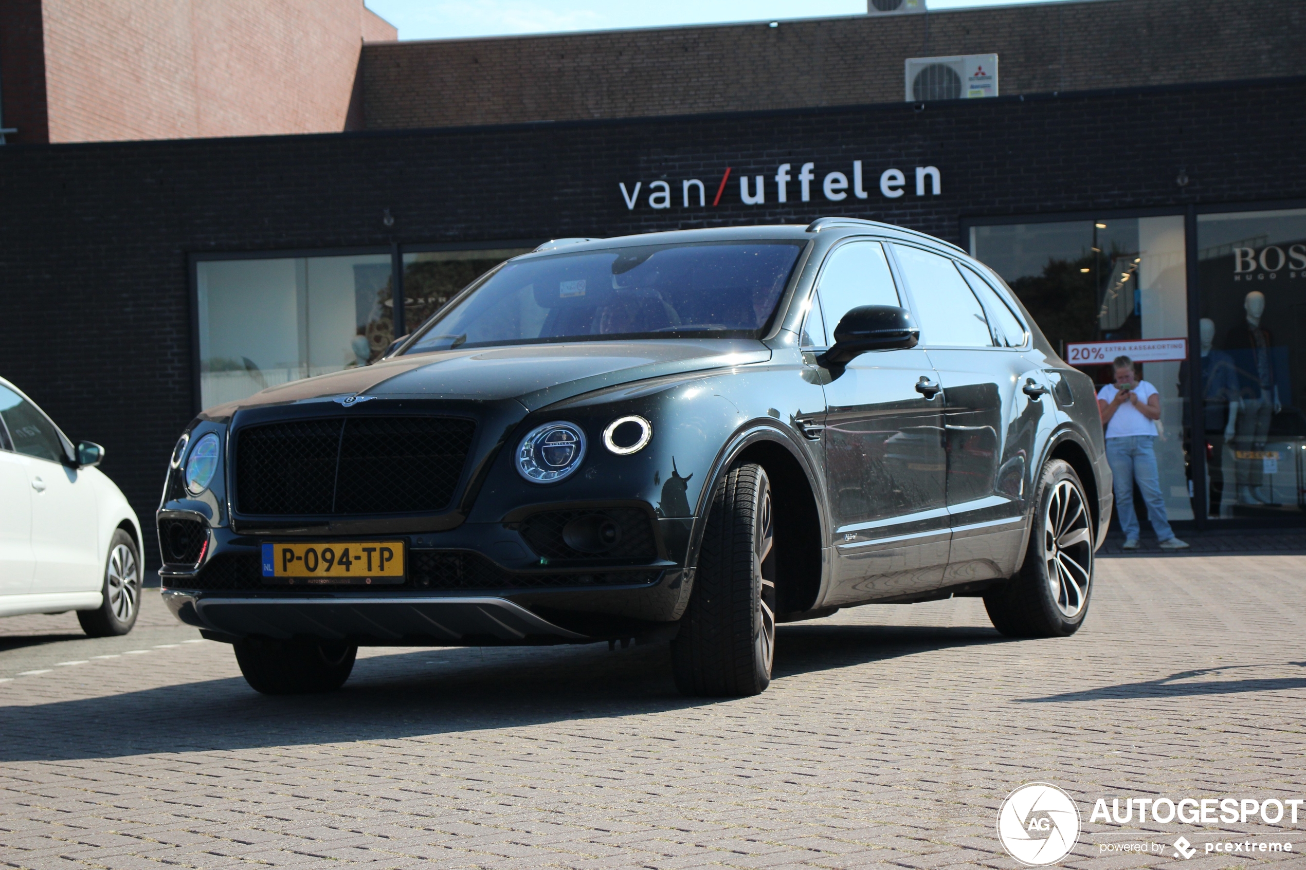 Bentley Bentayga Hybrid