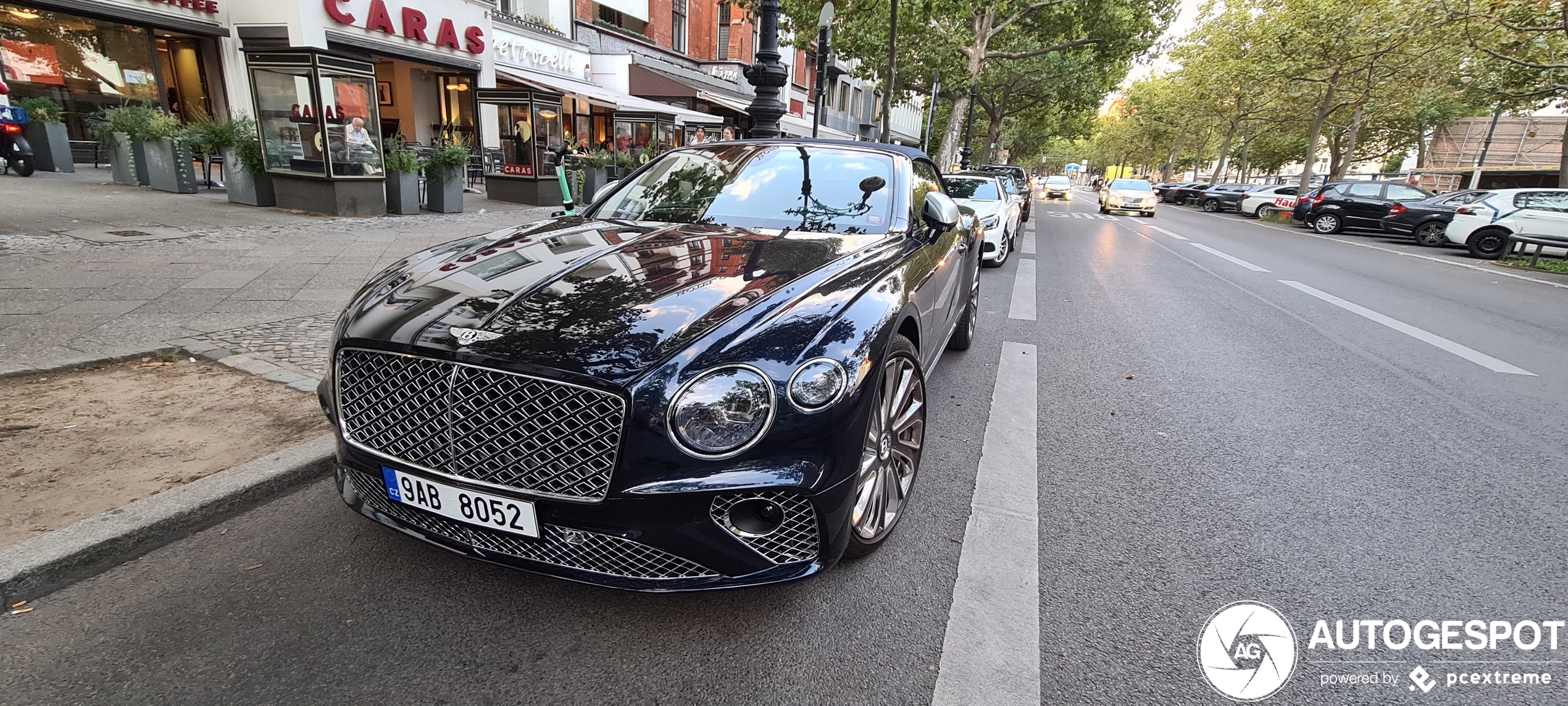 Bentley Continental GTC V8 2020 Mulliner