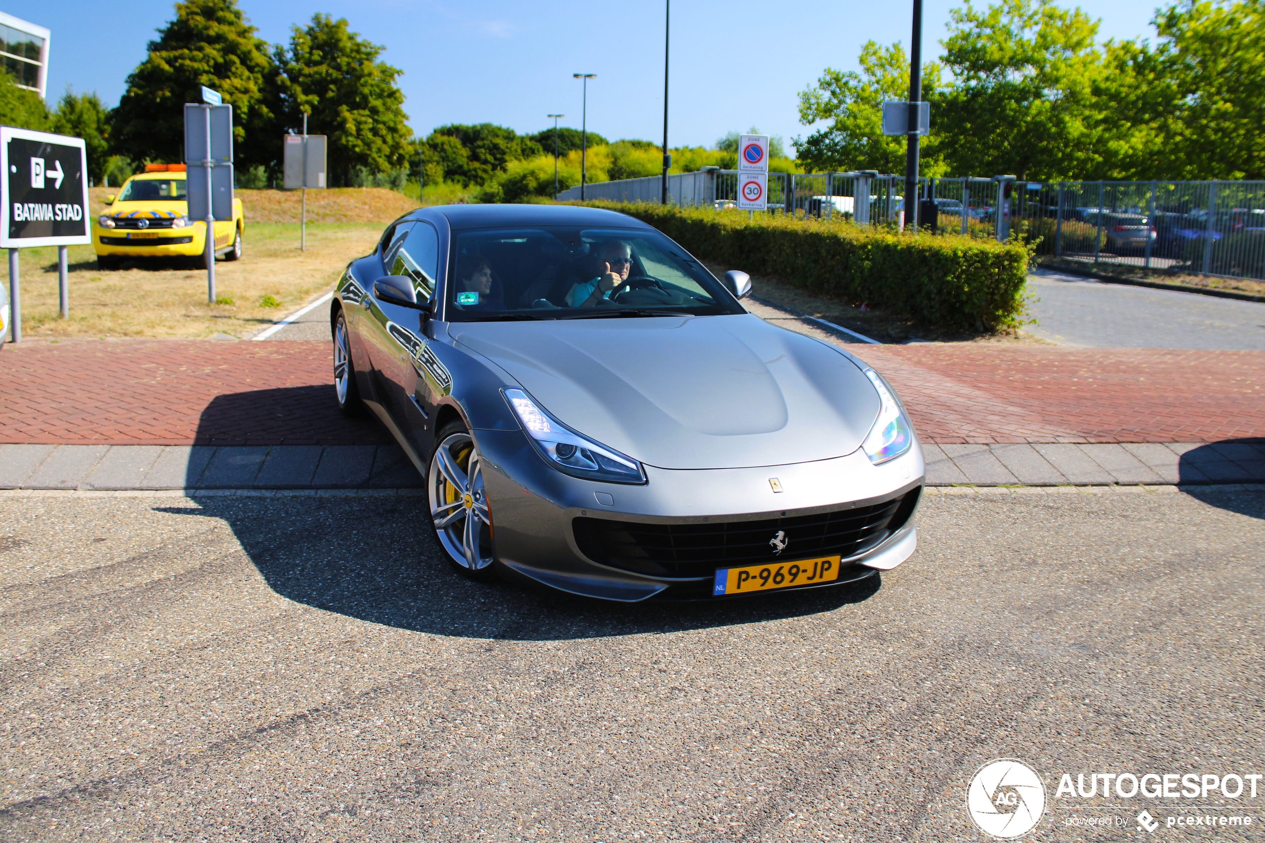 Ferrari GTC4Lusso T