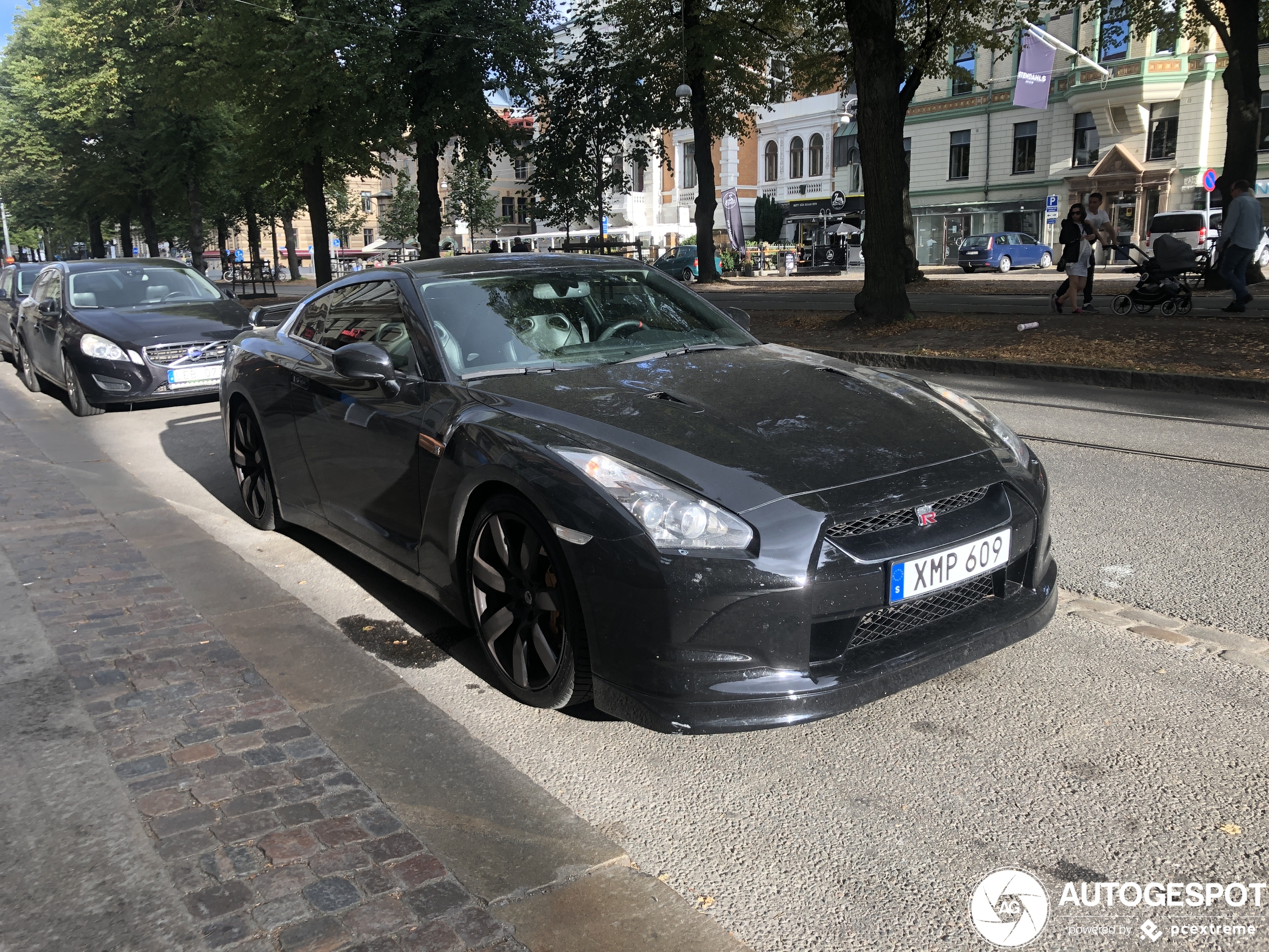 Nissan GT-R