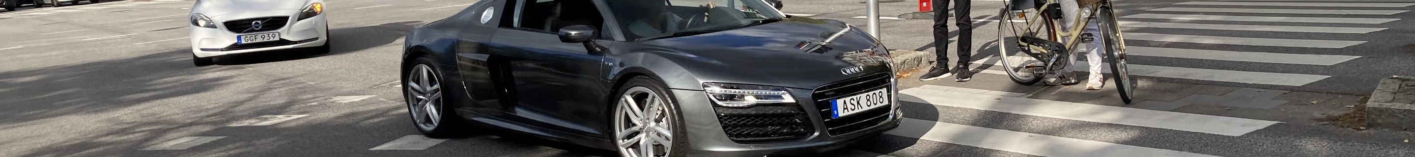 Audi R8 V10 2013