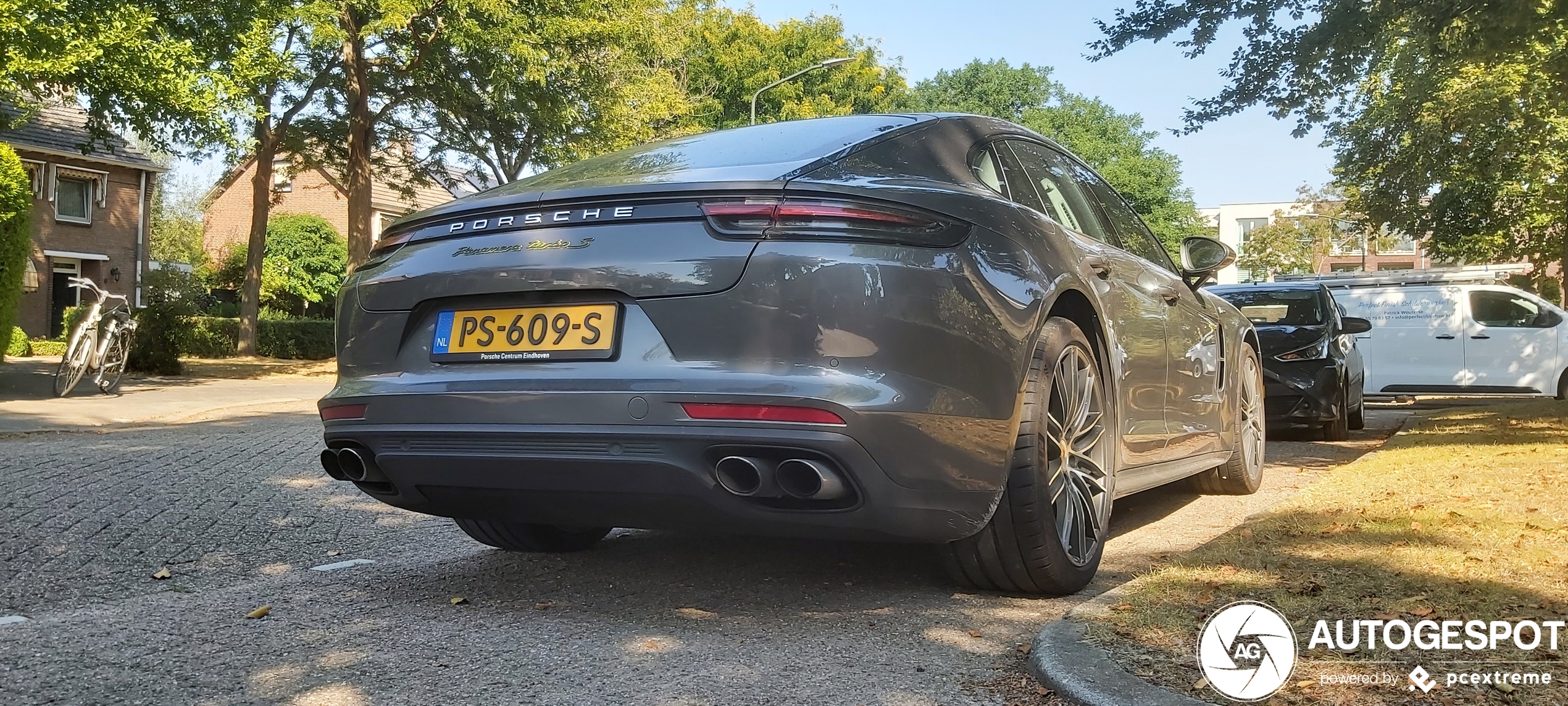 Porsche 971 Panamera Turbo S E-Hybrid