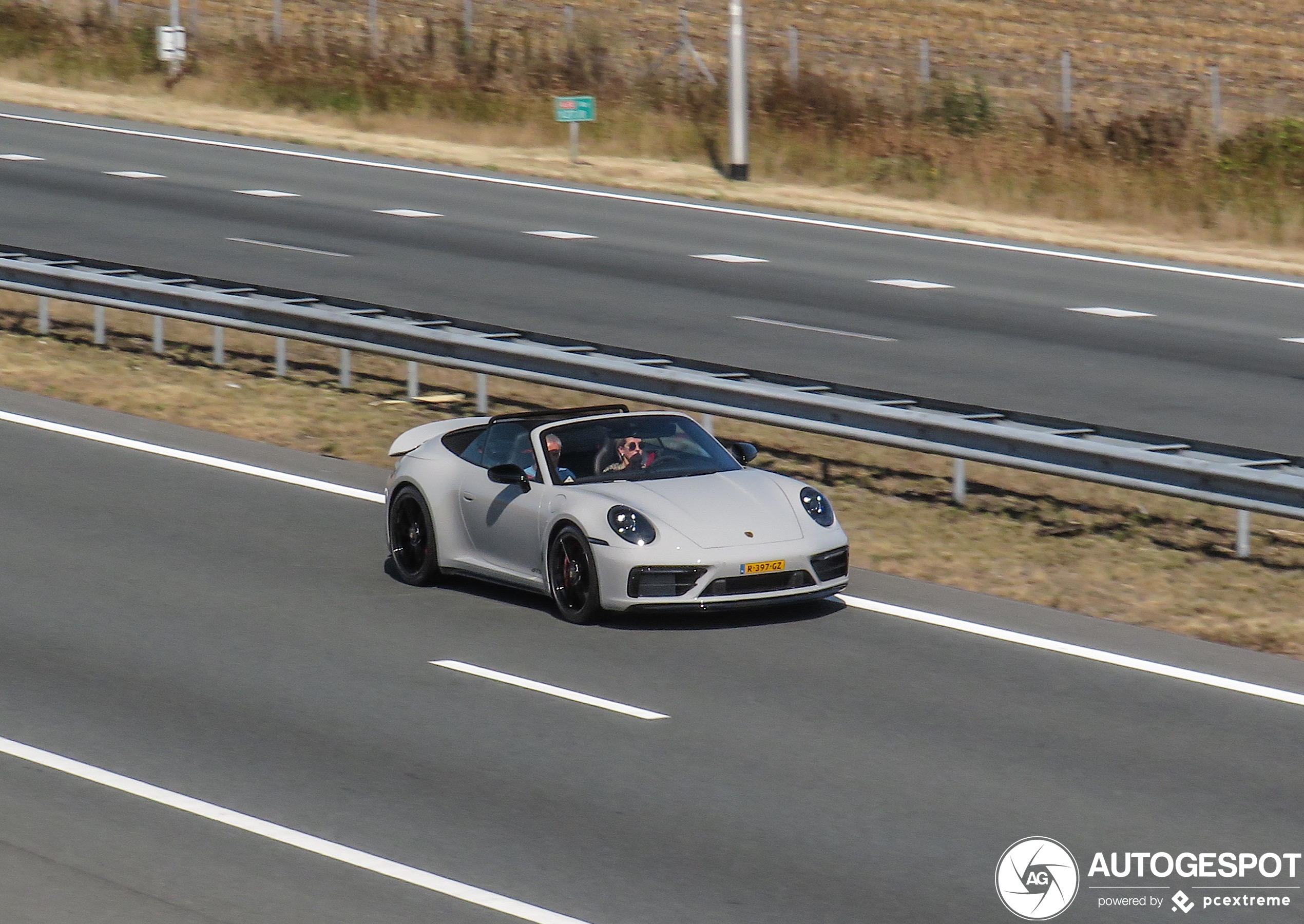 Porsche 992 Carrera GTS Cabriolet