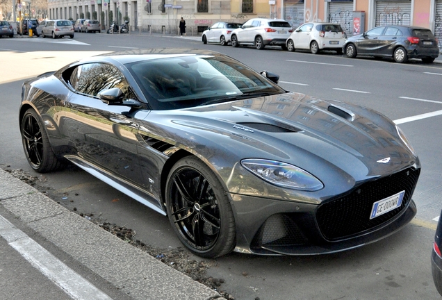 Aston Martin DBS Superleggera