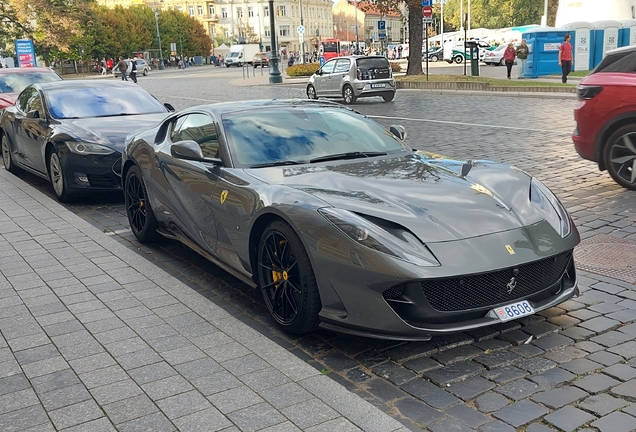 Ferrari 812 Superfast