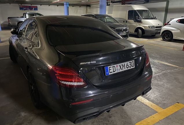 Mercedes-AMG E 63 S W213