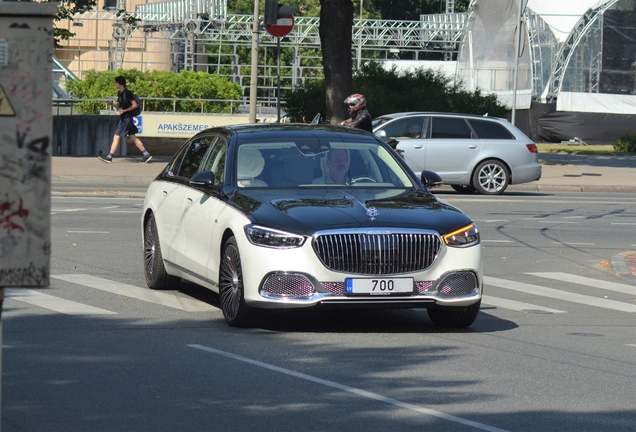 Mercedes-Maybach S 680 X223