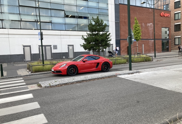 Porsche 718 Cayman GTS 4.0