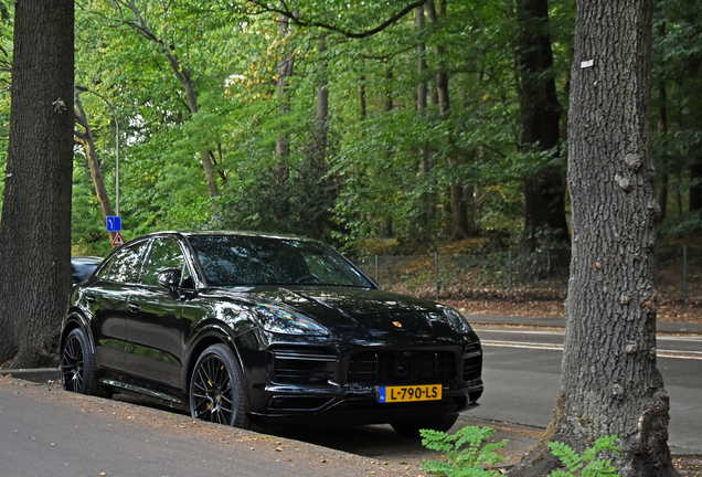 Porsche Cayenne Coupé Turbo S E-Hybrid