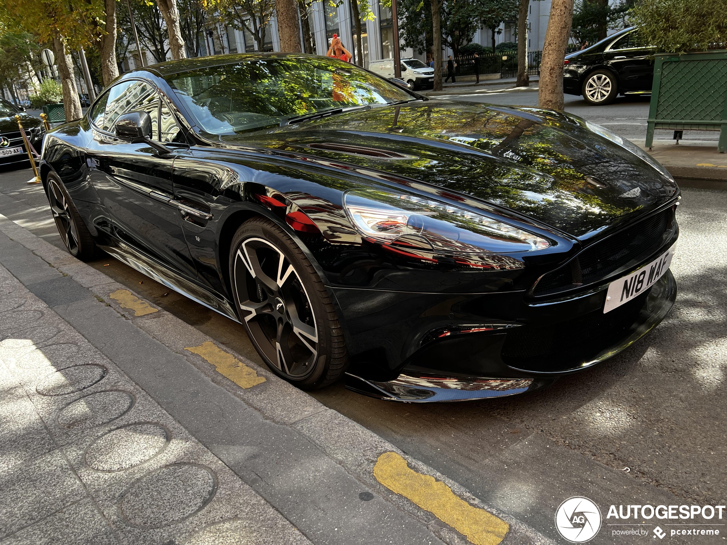 Aston Martin Vanquish S 2017 Ultimate Edition