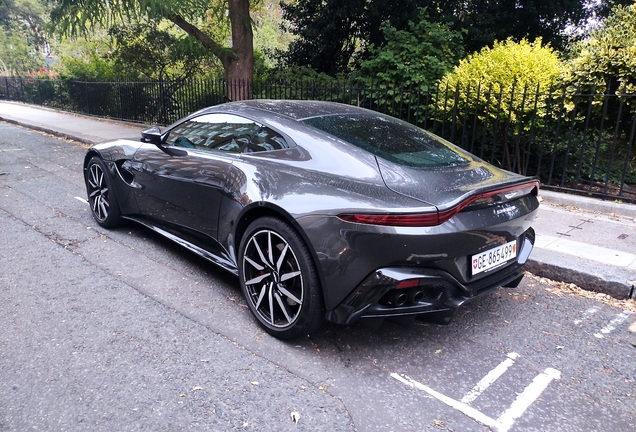 Aston Martin V8 Vantage 2018