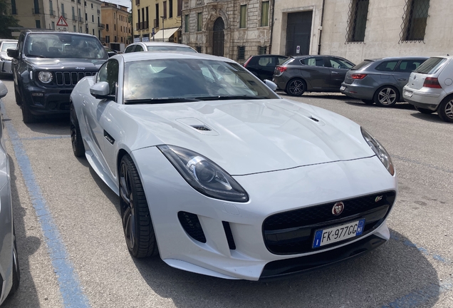 Jaguar F-TYPE S AWD Coupé