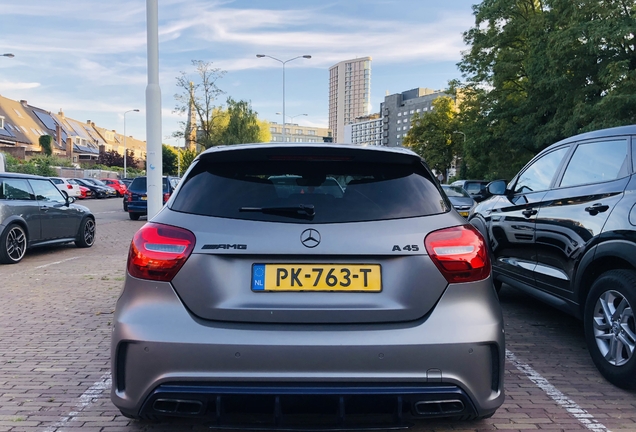 Mercedes-AMG A 45 W176 2015