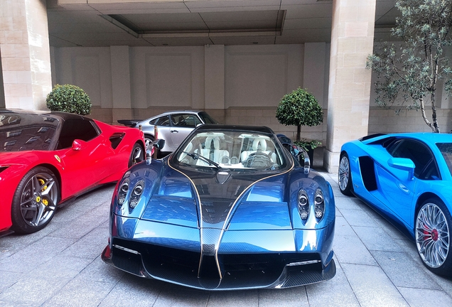 Pagani Huayra Roadster