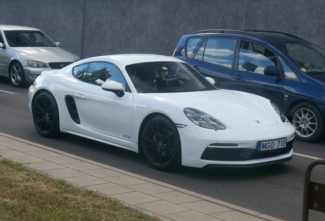 Porsche 718 Cayman GTS