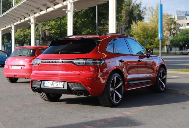 Porsche 95B Macan GTS MkIII