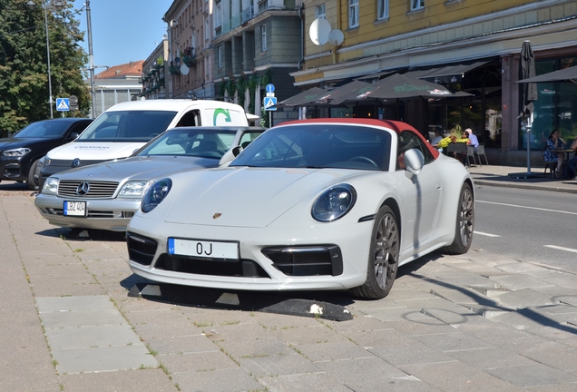 Porsche 992 Carrera S Cabriolet