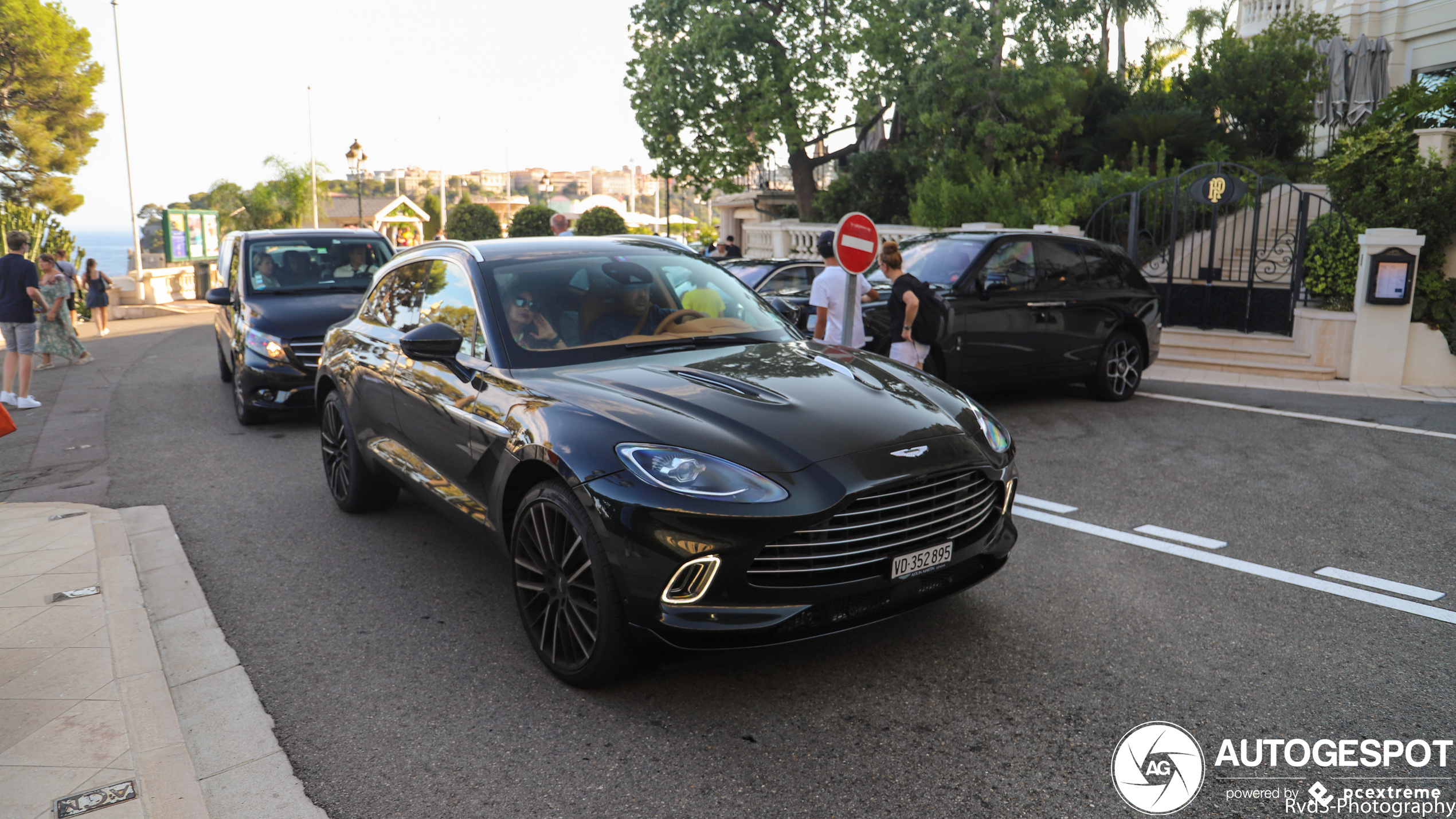 Aston Martin DBX