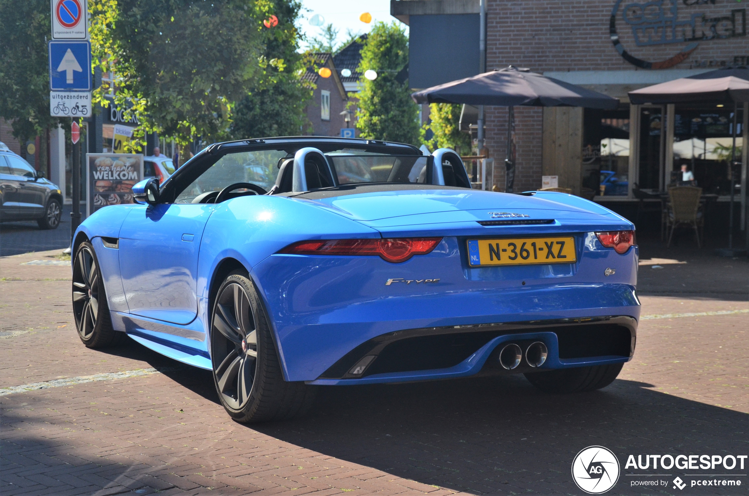 Jaguar F-TYPE S Convertible British Design Edition